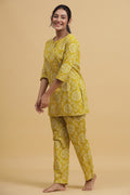 Green & White  Printed Cotton Night suit