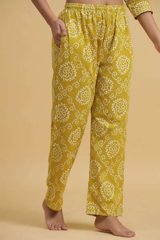 Green & White  Printed Cotton Night suit