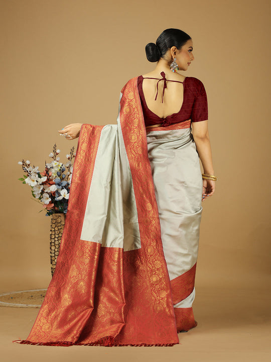 Banarasi Silk Saree With Blouse Piece