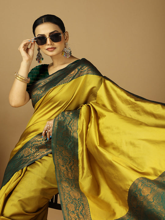 Banarasi Silk Saree With Blouse Piece