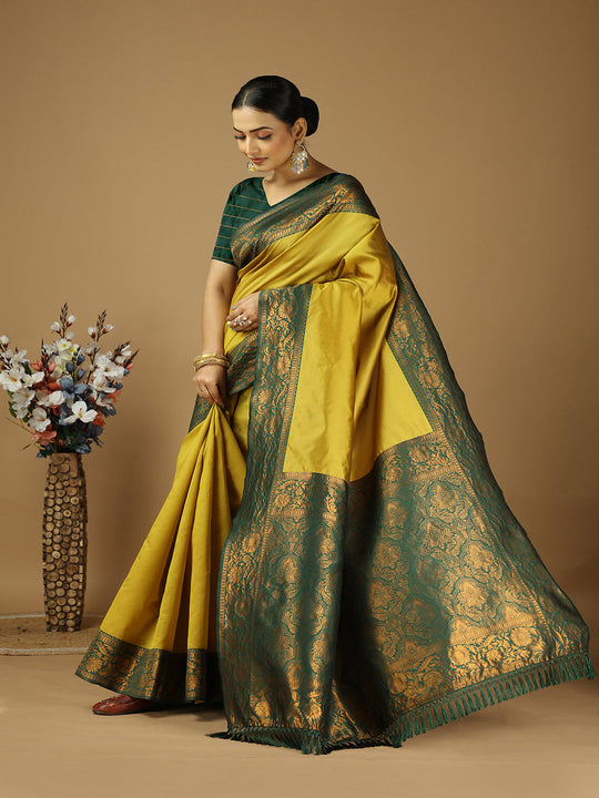 Banarasi Silk Saree With Blouse Piece