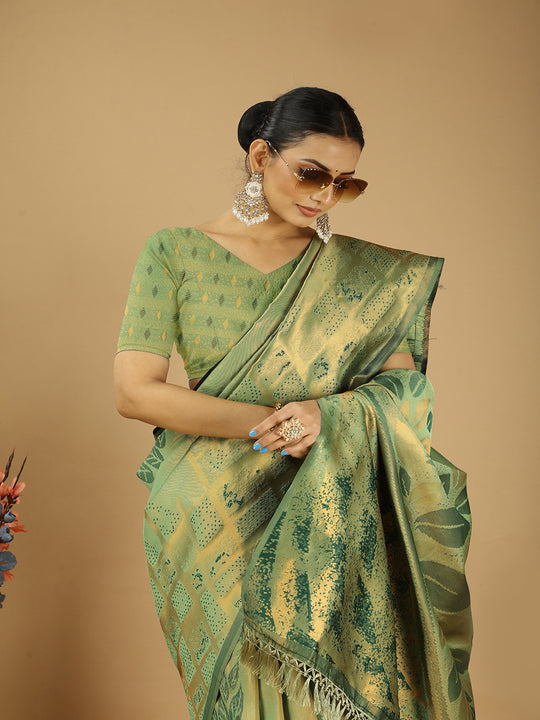 Banarasi Silk Saree With Blouse Piece
