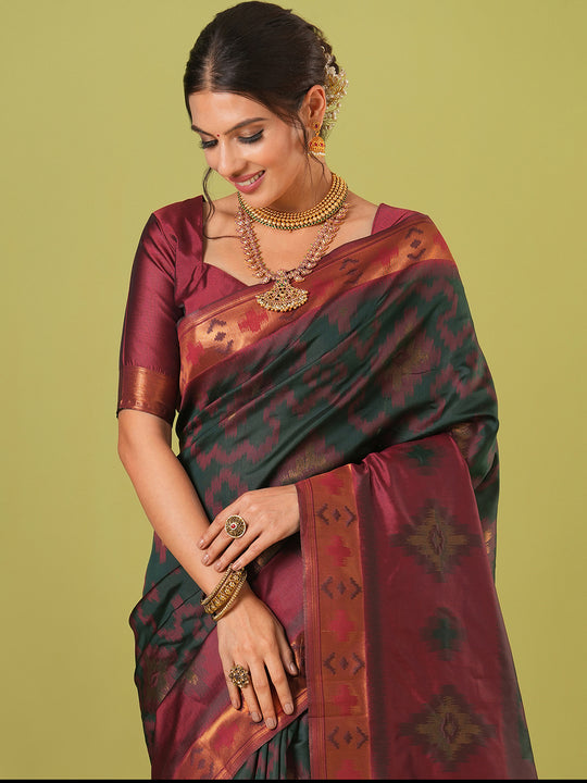 Banarasi Silk Saree With Blouse Piece