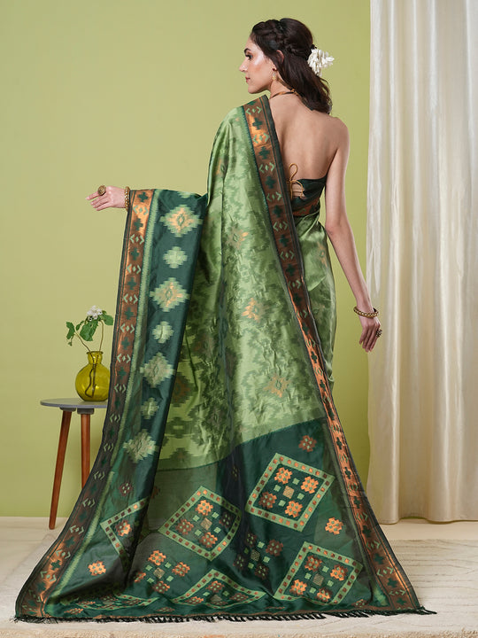 Banarasi Silk Saree With Blouse Piece