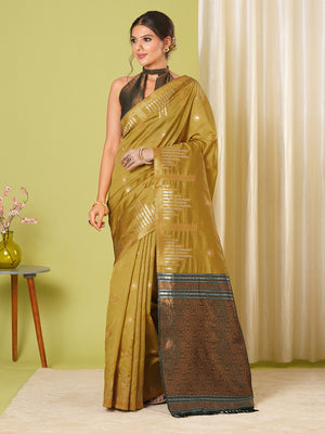 Banarasi Silk Saree With Blouse Piece