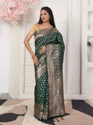 Green Lichi Silk Saree With Blouse Piece