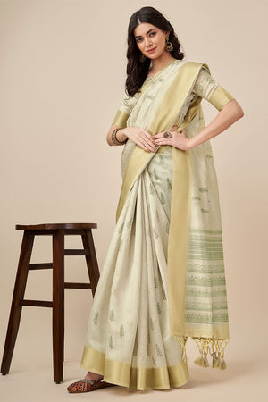 Beige Silk Saree With Blouse Piece