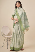 Green Silk Saree With Blouse Piece