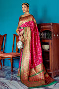 Magenta Banarasi Silk Saree With Blouse Piece