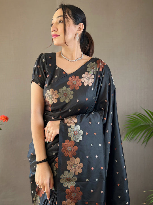 Black Kanjivaram Silk Saree With Blouse Piece