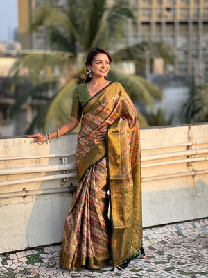 Green Banarasi Silk Blend Saree With Blouse Piece