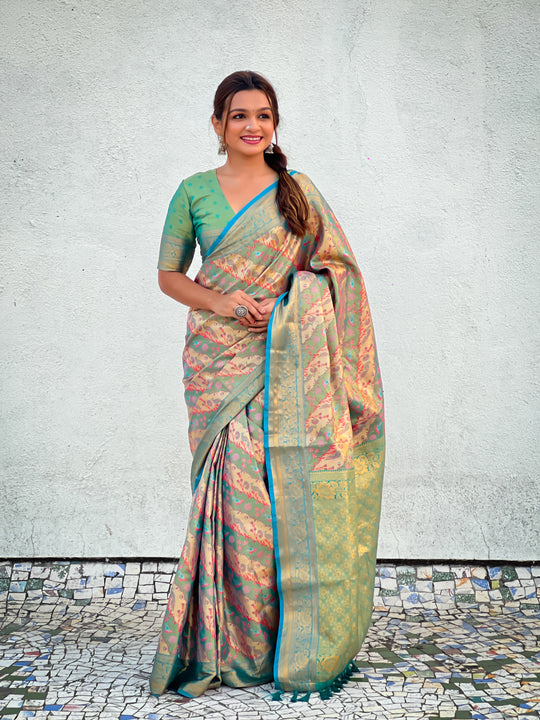 Rama Banarasi Silk Blend Saree With Blouse Piece