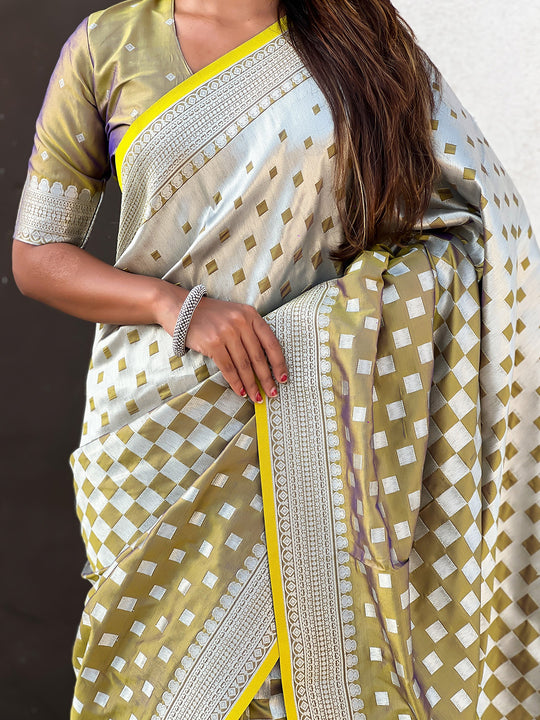 Yellow Silk Saree With Blouse Piece