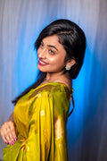 Yellow Banarasi Silk Blend Saree With Blouse Piece