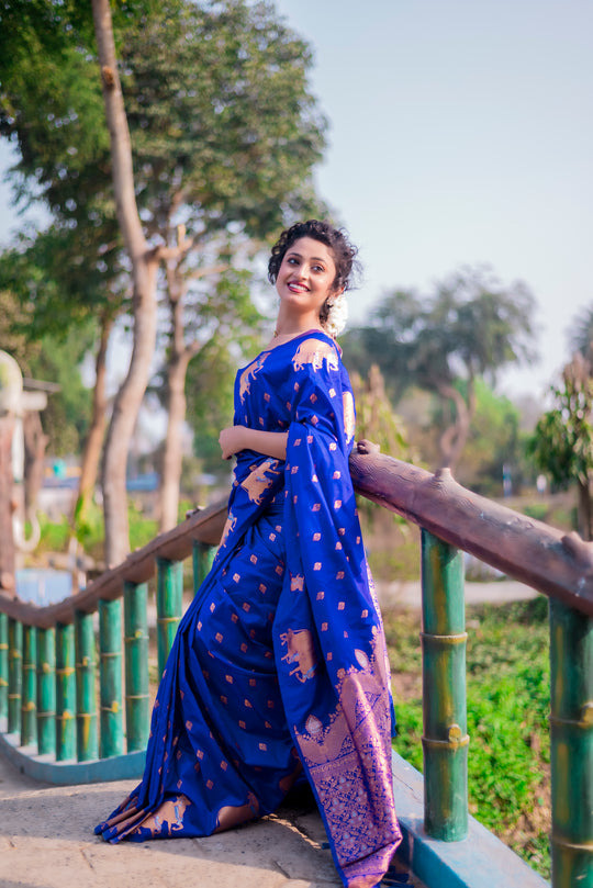 Blue Banarasi Silk Blend Saree With Blouse Piece