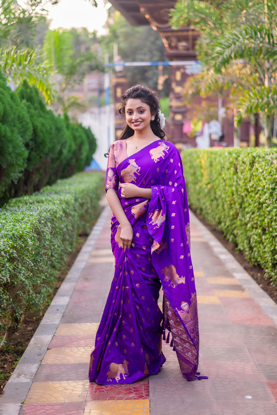 Wine Banarasi Silk Blend Saree With Blouse Piece
