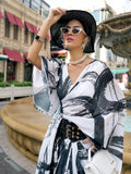 Black & White Georgette Saree With Blouse Piece