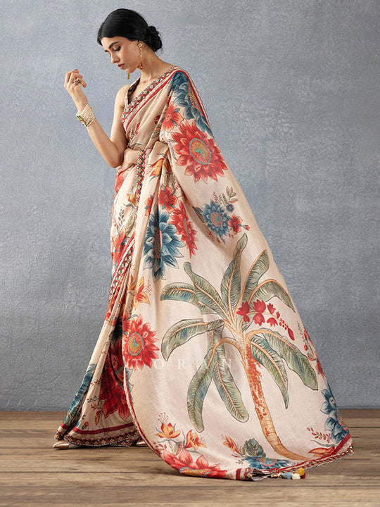 Cream Moss Crepe Saree With Blouse Piece