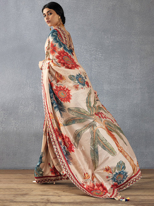 Cream Moss Crepe Saree With Blouse Piece