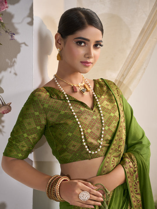 Crepe Silk Banarasi Saree With Blouse Piece