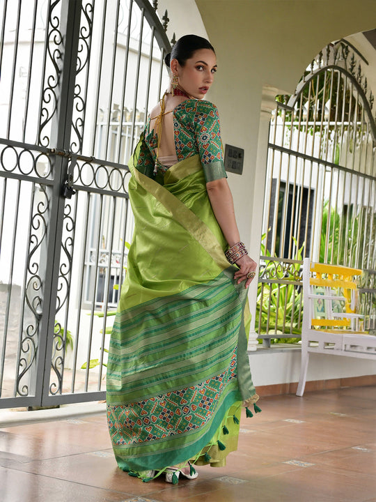 Mahendi Raw Silk Patola Saree With Blouse Piece