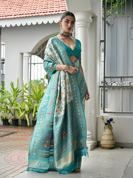 Sea-Green Banarasi Silk Patola Saree With Blouse Piece
