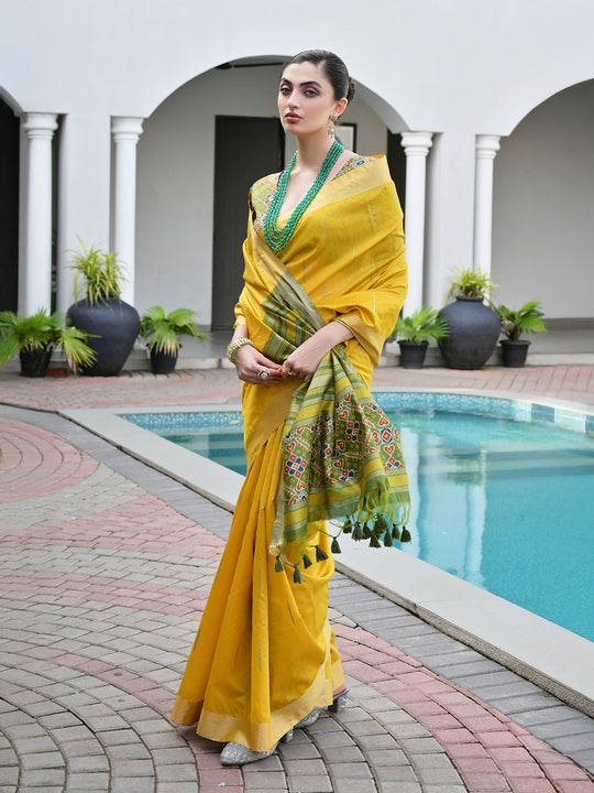 Yellow Raw Silk Patola Saree With Blouse Piece