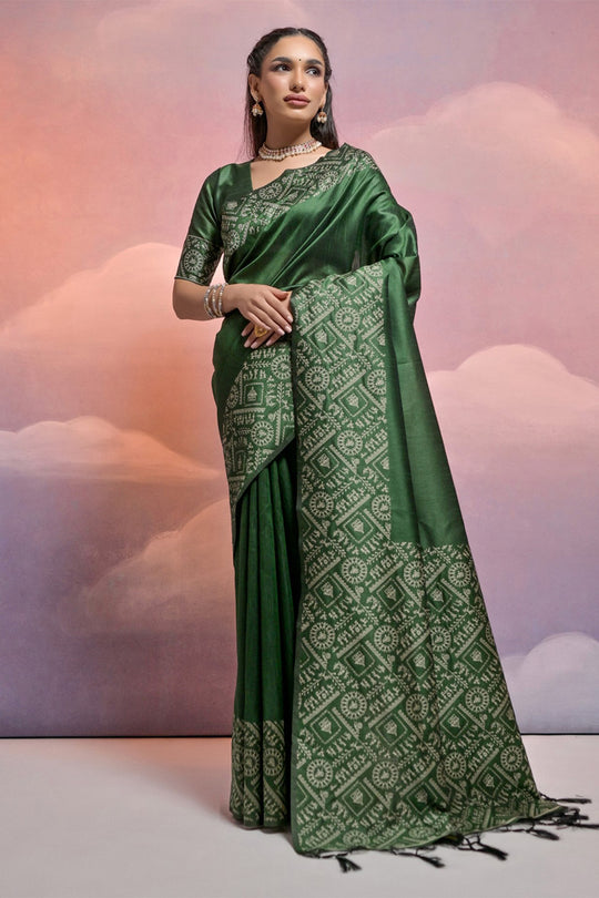 Green Silk Blend Saree With Blouse Piece