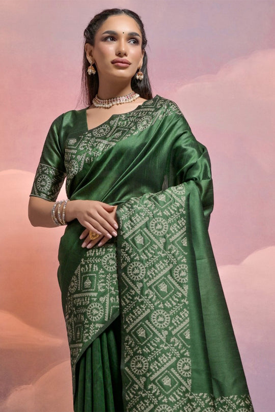 Green Silk Blend Saree With Blouse Piece