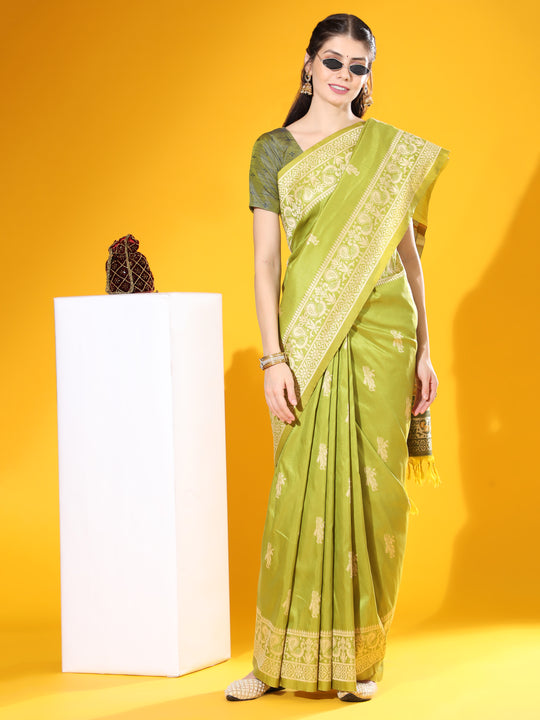 Lime Green Soft Raw Silk Two Tone Weaving Saree With Antique Design With Exclusive Contrast Woven Pallu And Contrast Blouse Piece