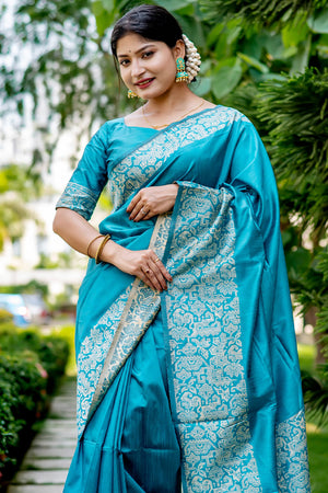 Firozi Blue Raw Silk Saree With Blouse Piece