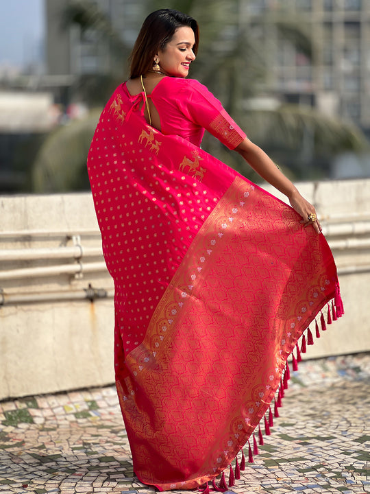 Pink Silk Blend Saree With Blouse Piece