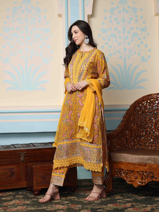 Women Floral Printed Regular Thread Work Kurta with Trousers & With Dupatta