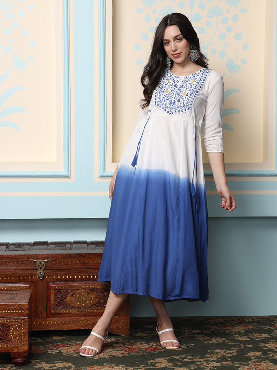 Women Embroidered Thread Work Kurta