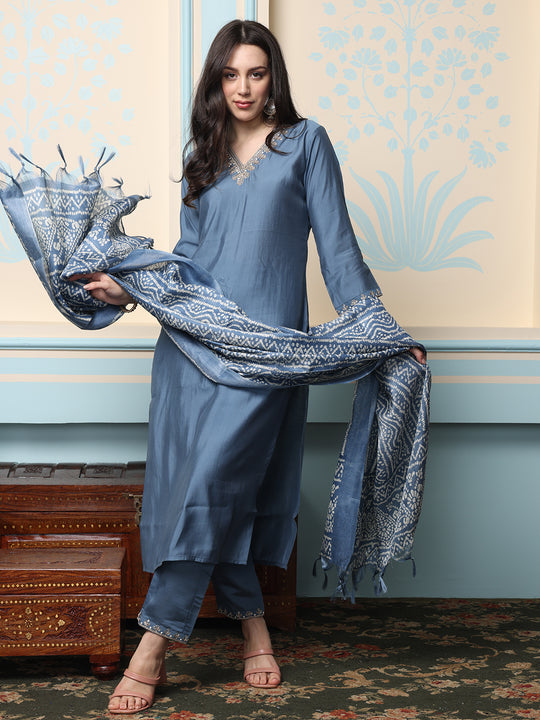Women Ethnic Motifs Embroidered Regular Kurta with Trousers & With Dupatta