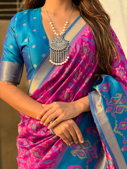 Cherry Banarasi Silk Blend Saree With Blouse Piece