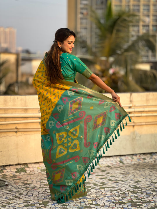 Yellow Banarasi Silk Blend Saree With Blouse Piece