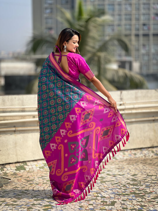 Grey Banarasi Silk Blend Saree With Blouse Piece
