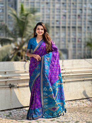 Purple Banarasi Silk Blend Saree With Blouse Piece