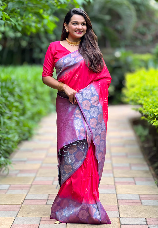 Pink Banarasi Silk Blend Saree With Blouse Piece