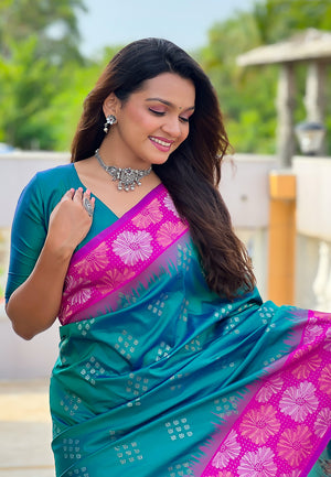 Rama Banarasi Silk Blend Saree With Blouse Piece