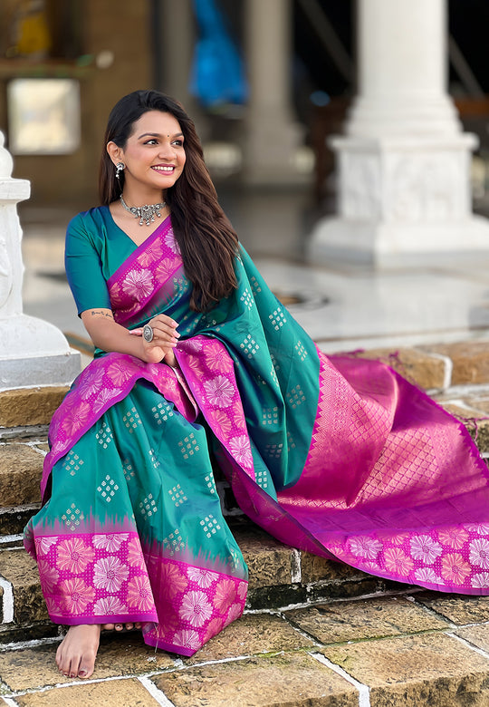 Rama Banarasi Silk Blend Saree With Blouse Piece
