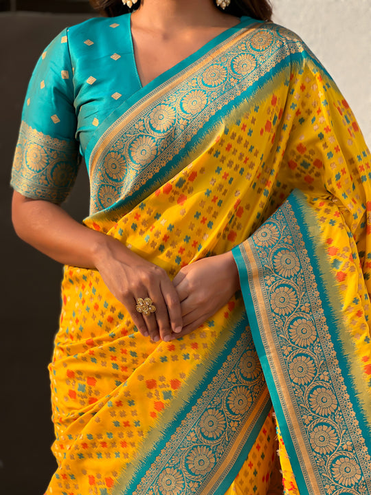 Yellow Banarasi Silk Blend Saree With Blouse Piece