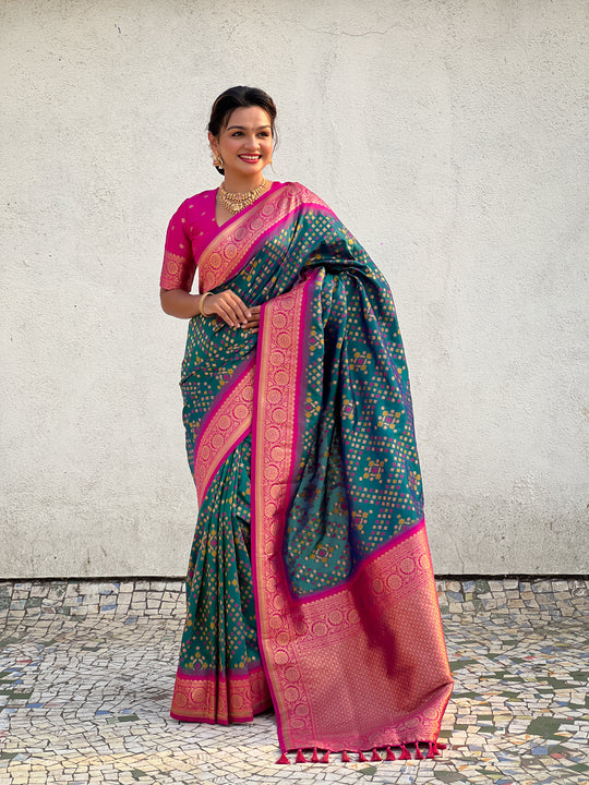 Green Banarasi Silk Blend Saree With Blouse Piece