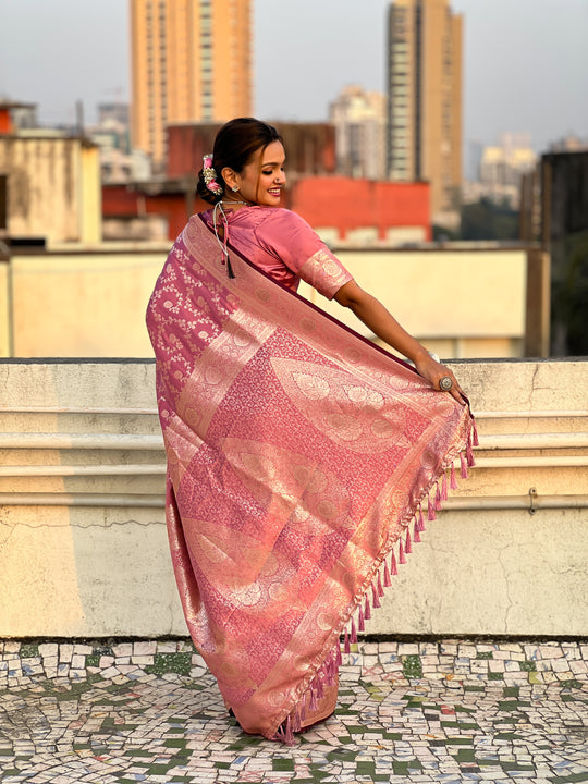 Pink Banarasi Silk Blend Saree With Blouse Piece