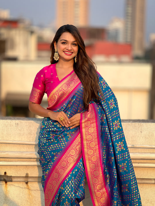Blue Banarasi Silk Blend Saree With Blouse Piece