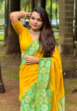 Yellow Banarasi Silk Blend Saree With Blouse Piece
