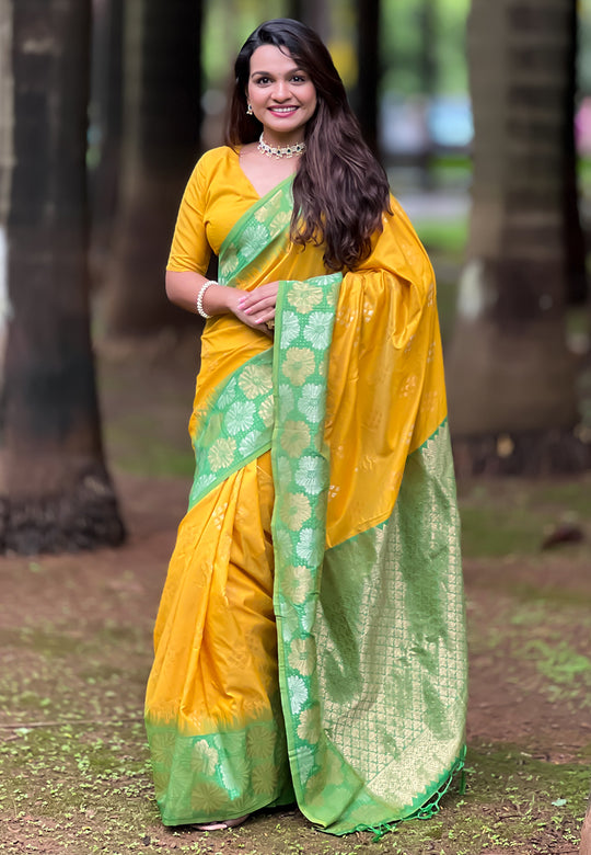 Yellow Banarasi Silk Blend Saree With Blouse Piece