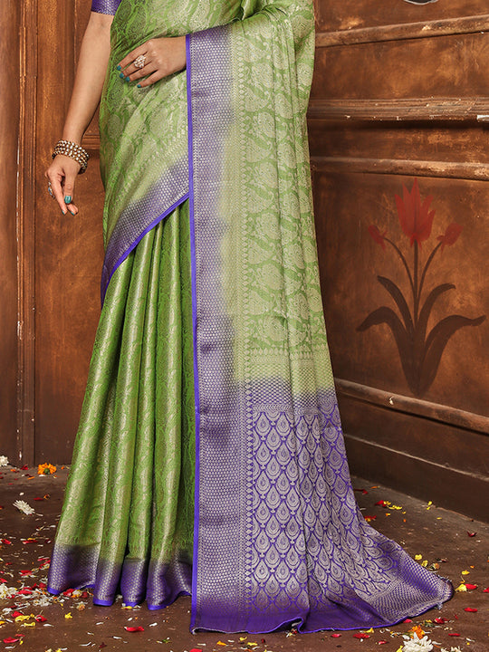Green Banarasi Silk Blend Saree With Blouse Piece