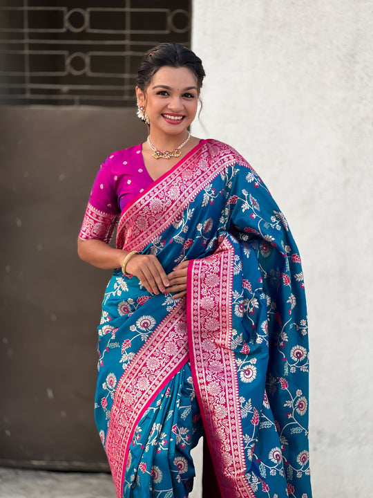 Blue Banarasi Silk Blend Saree With Blouse Piece